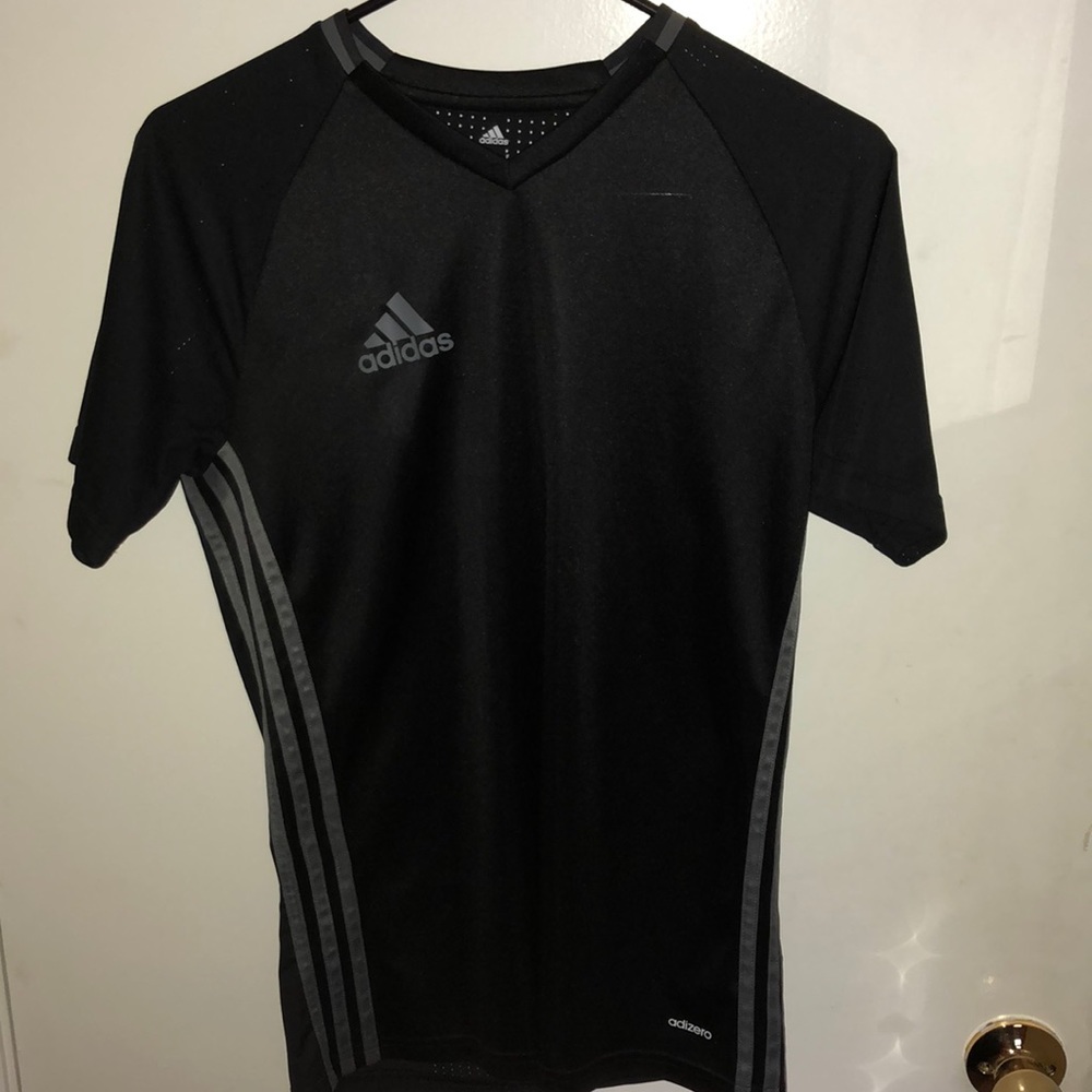 Adidas T-Shirt